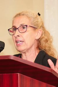 profile picture of Andrea Kale