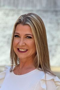 profile picture of Caroline Kane