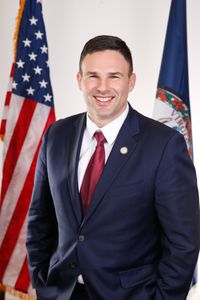 profile picture of Daniel Helmer