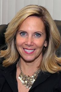 profile picture of Laura Gillen