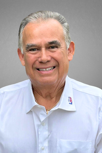 profile picture of Lazaro Garza