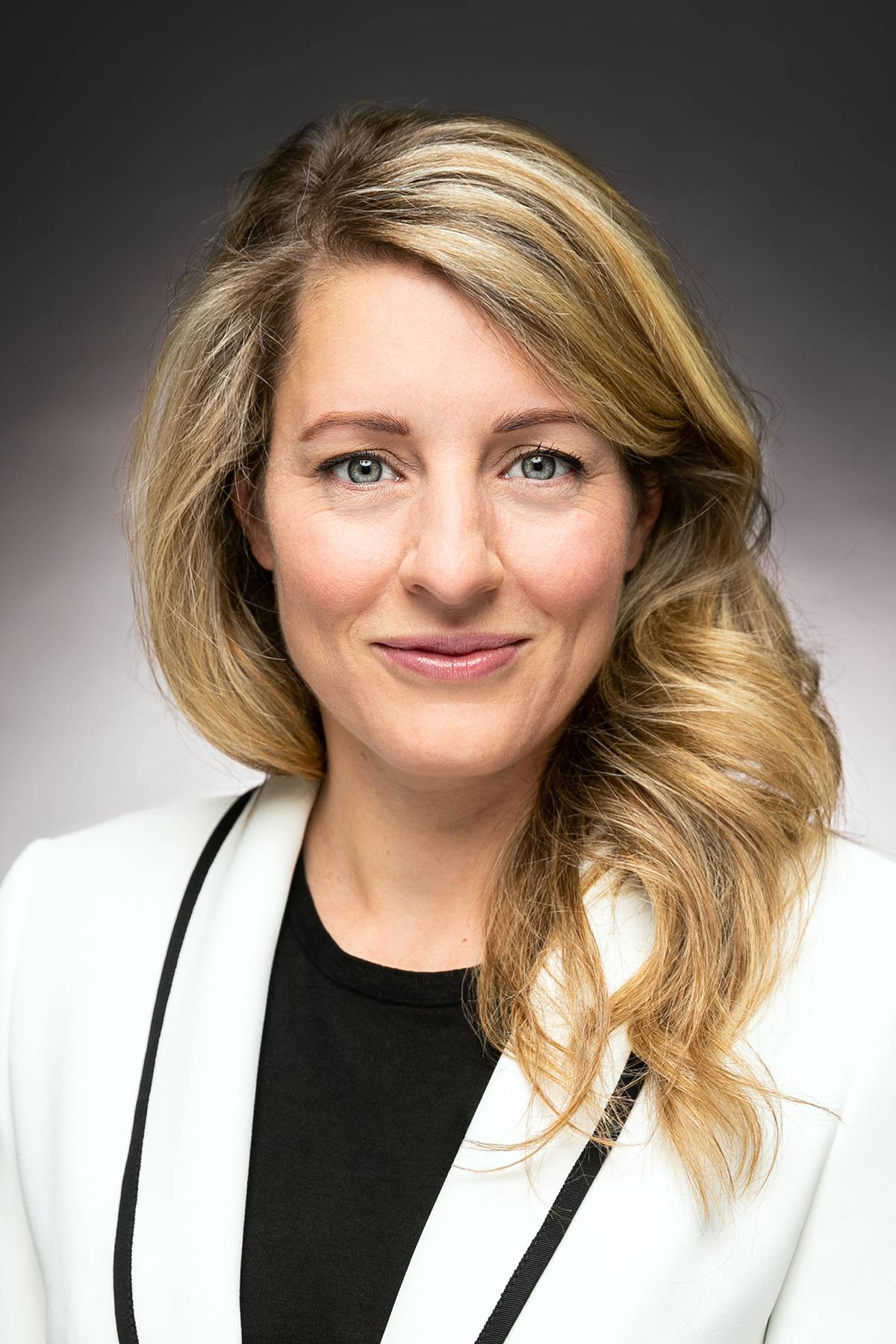 profile picture of Melanie Joly
