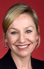 profile picture of Larissa Waters