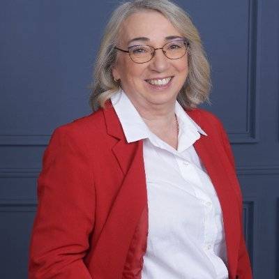 profile picture of Lucia Stachurski